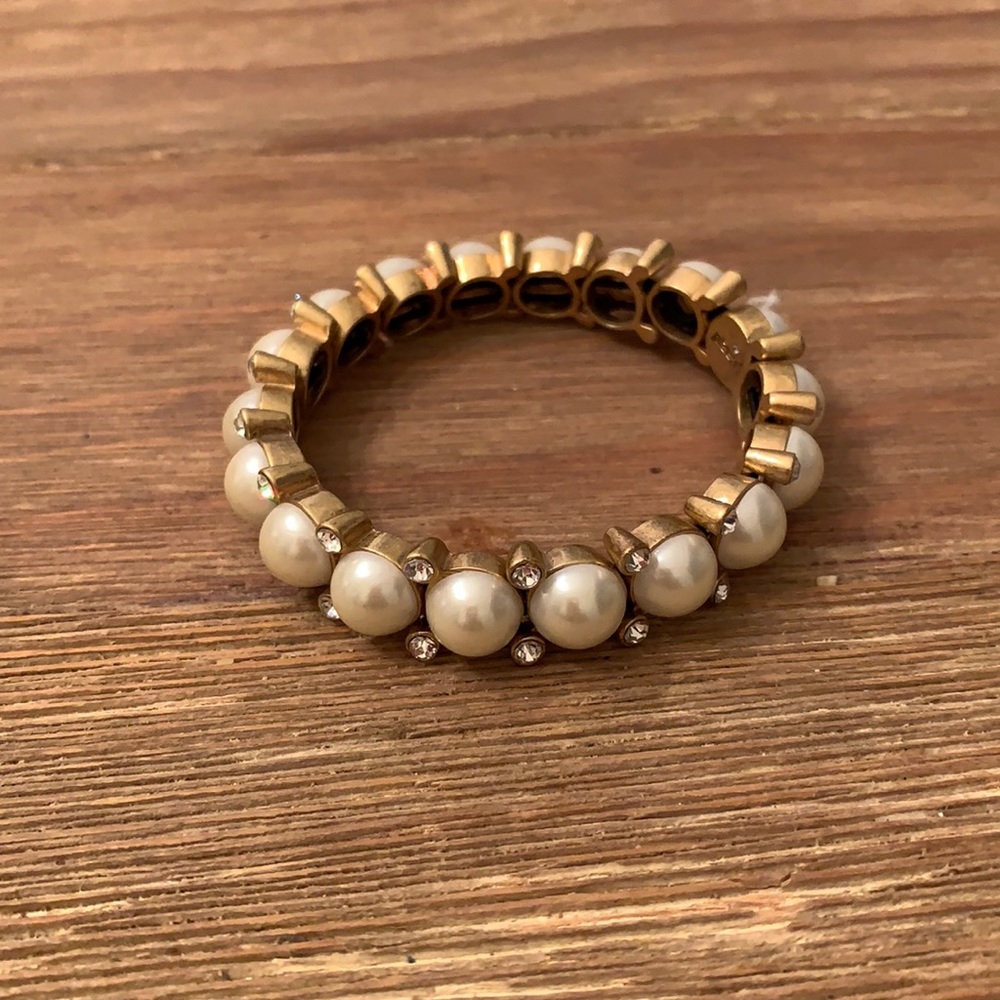 J Crew faux pearl bracelet